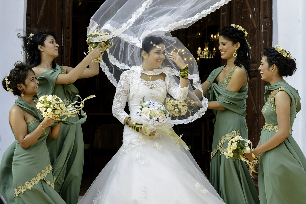 Photooneil Photography - catholic wedding photographers - candolim church goa